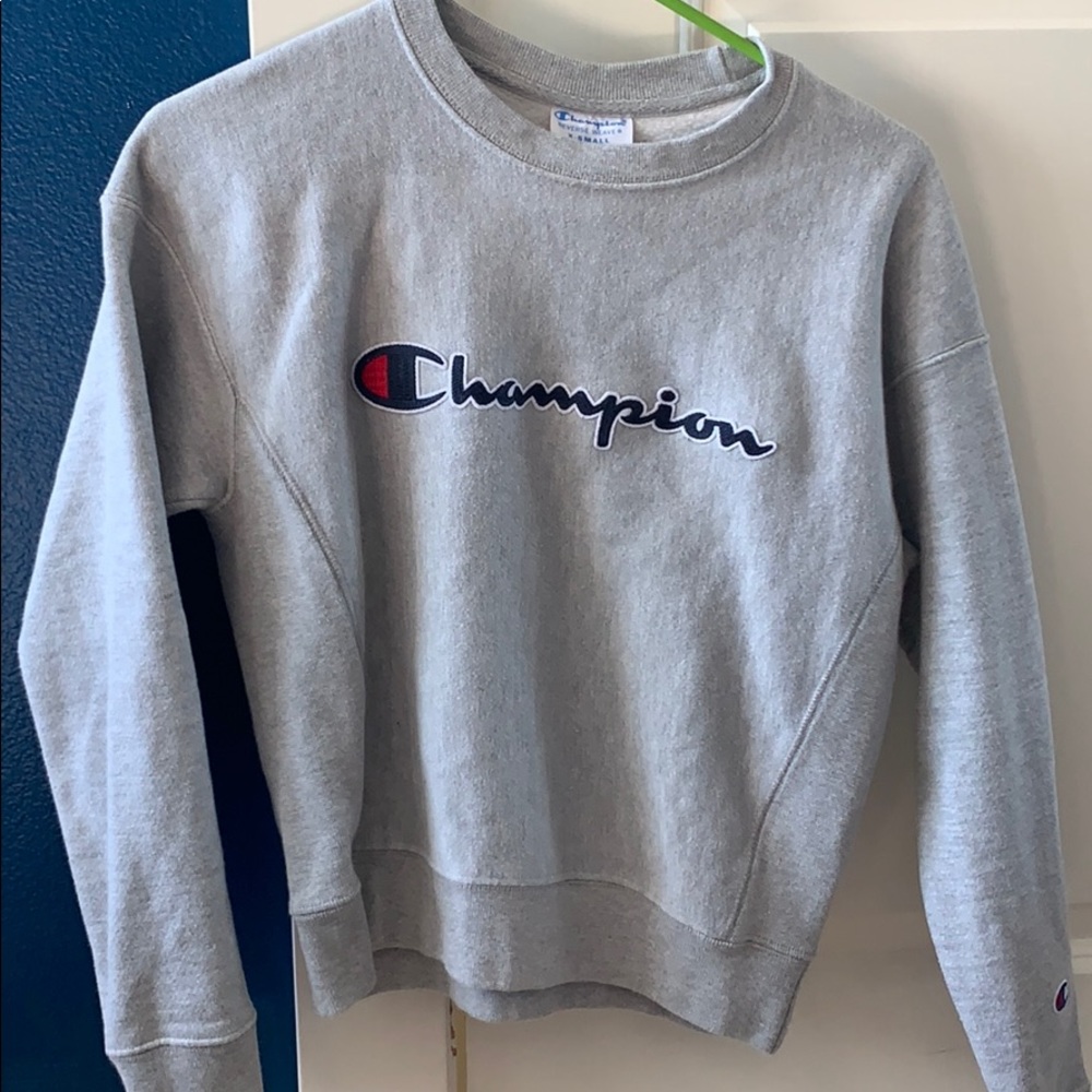On brand Champion pullover